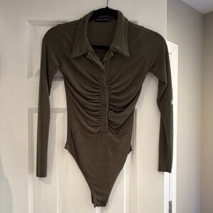 Pretty Little Thing Olive Long Sleeve Ruched Bodysuit